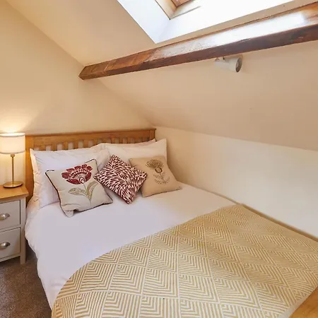 Host & - Princes Road