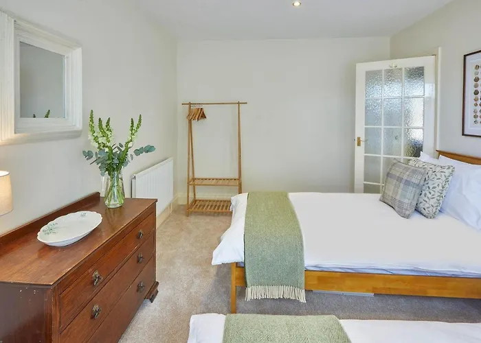 Host & - Princes Road Saltburn-by-the-Sea