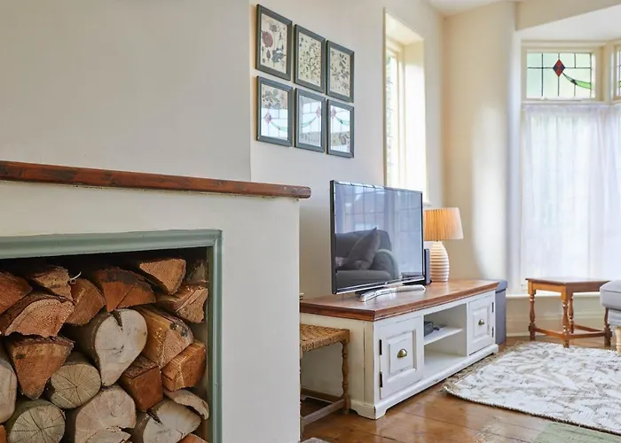 Host & - Princes Road Saltburn-by-the-Sea